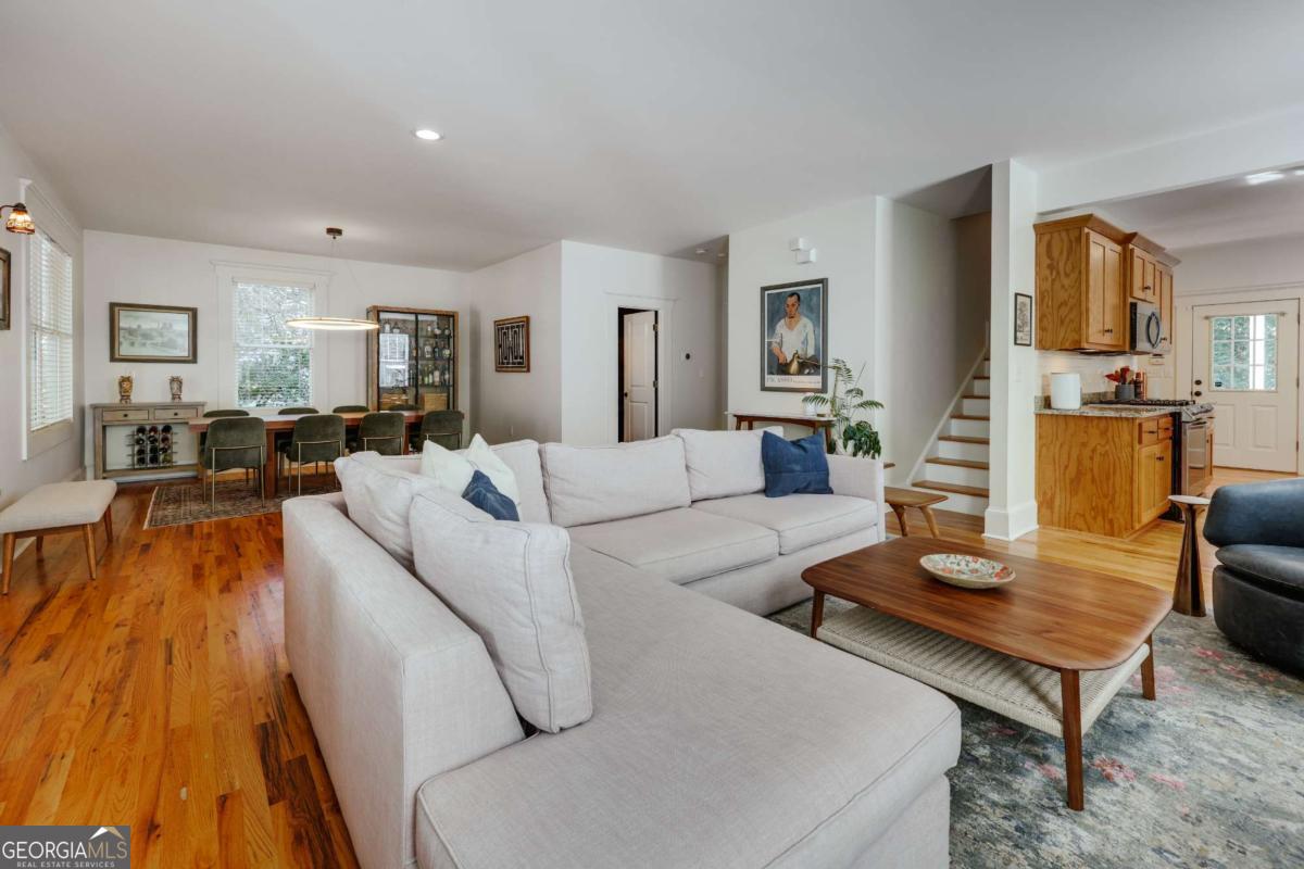 100 Crestview Circle