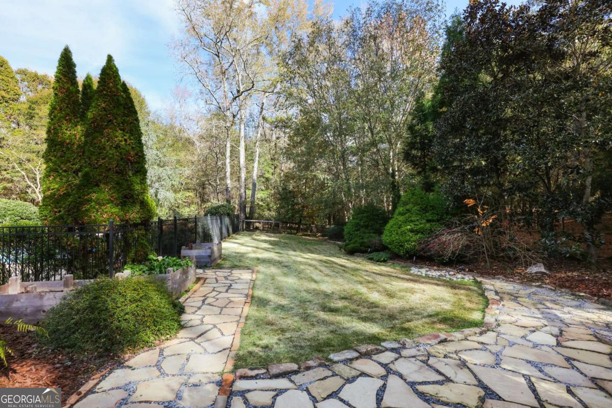 150 Walton Creek Road