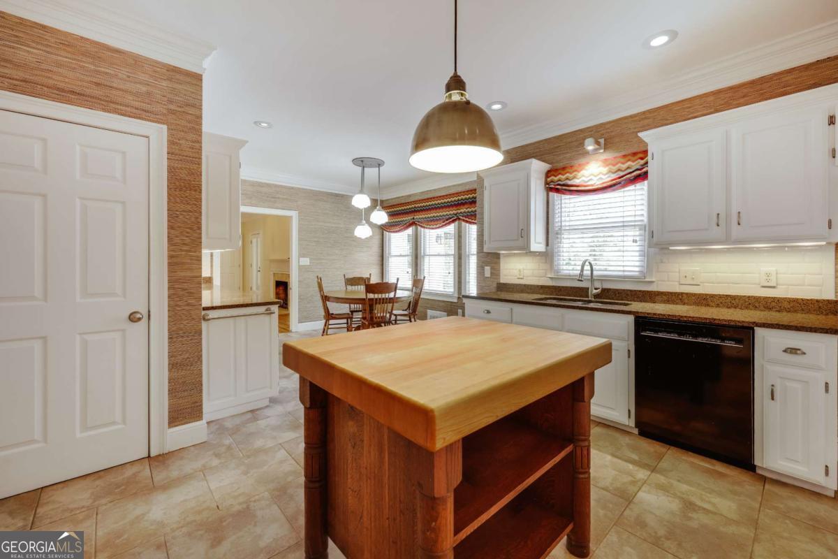 150 Walton Creek Road