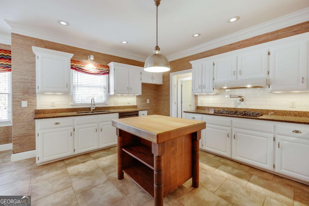 150 Walton Creek Road