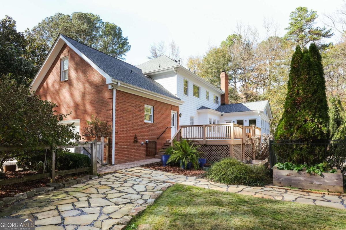 150 Walton Creek Road