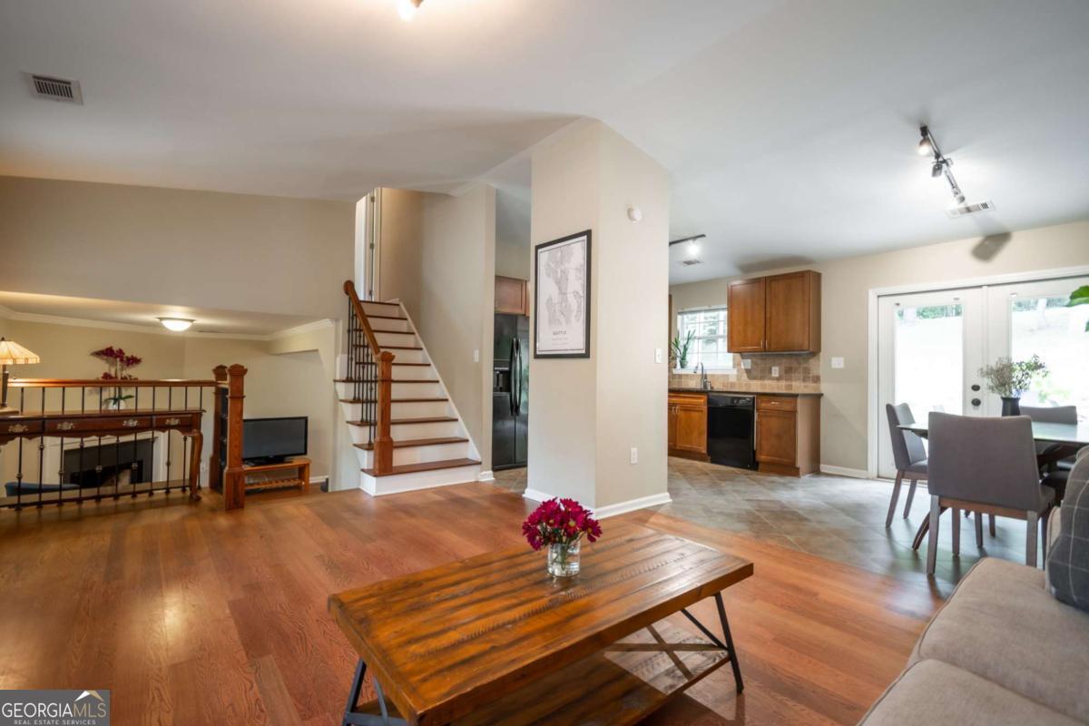 280 Twin Creek Shores