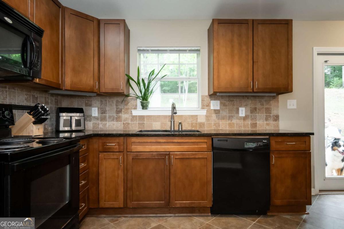 280 Twin Creek Shores