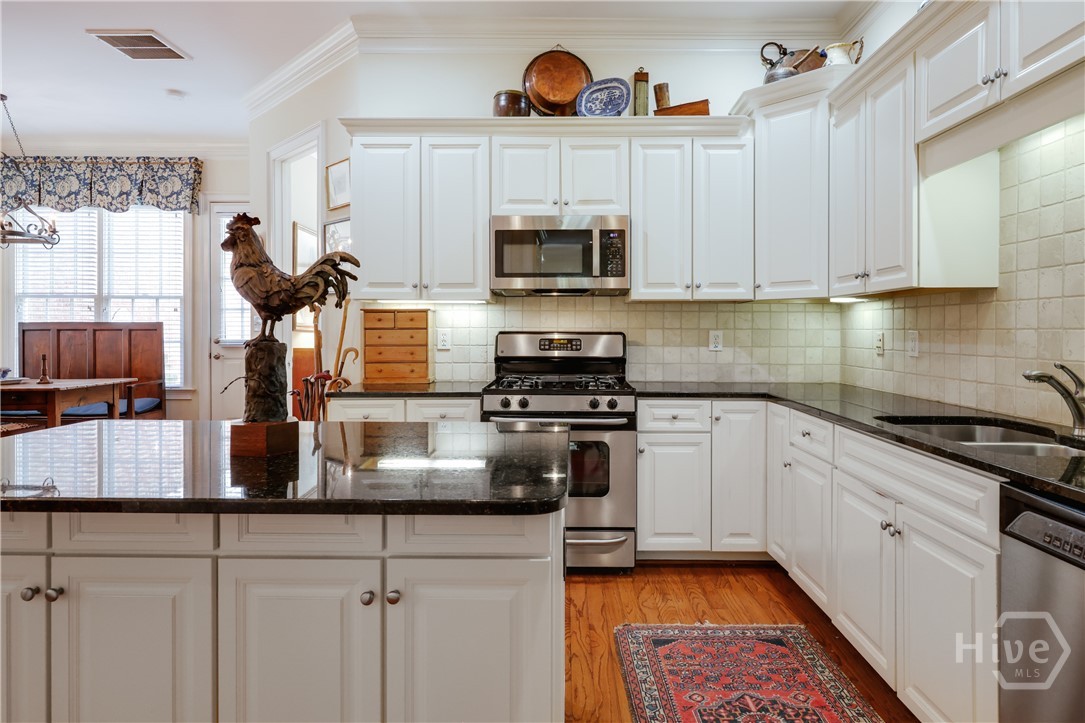 100 Ansonborough Lane 303