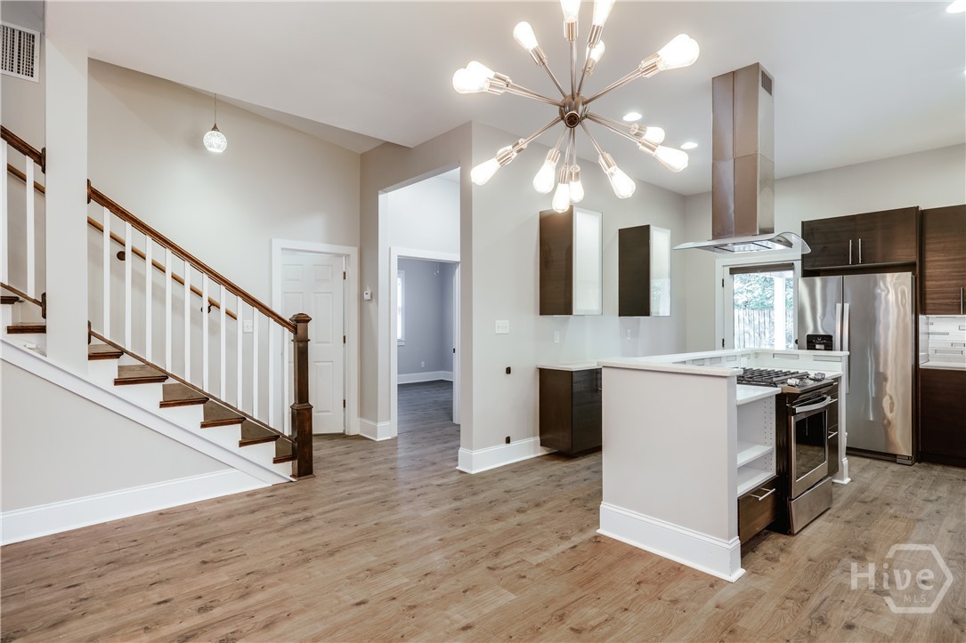 858 Meigs Street