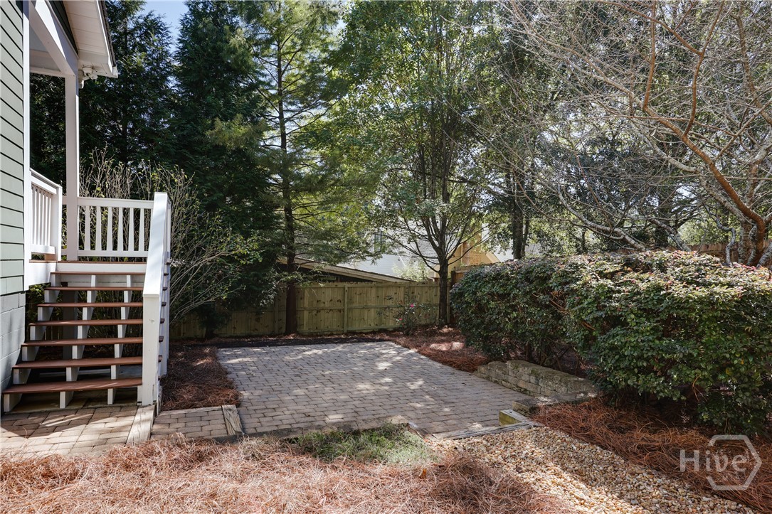 100 Crestview Circle