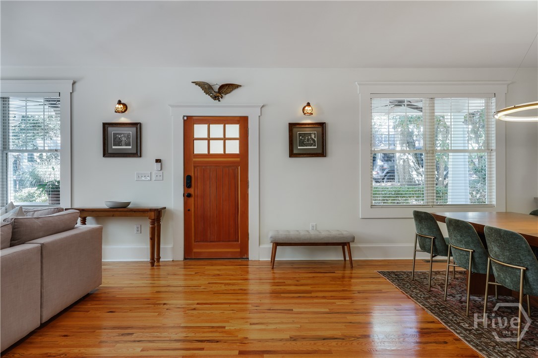 100 Crestview Circle