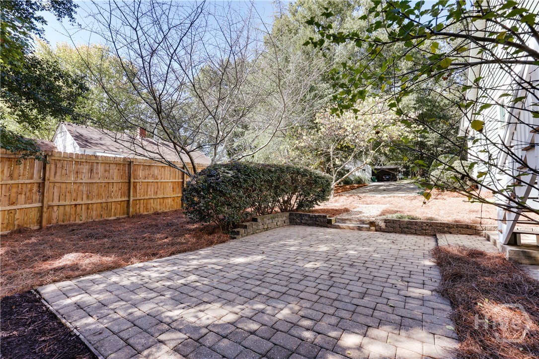 100 Crestview Circle