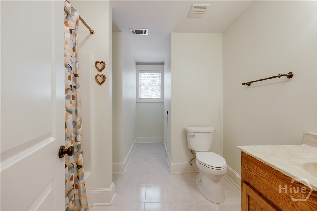 100 Crestview Circle