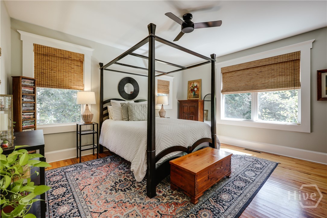 100 Crestview Circle