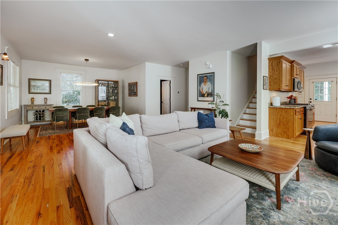 100 Crestview Circle