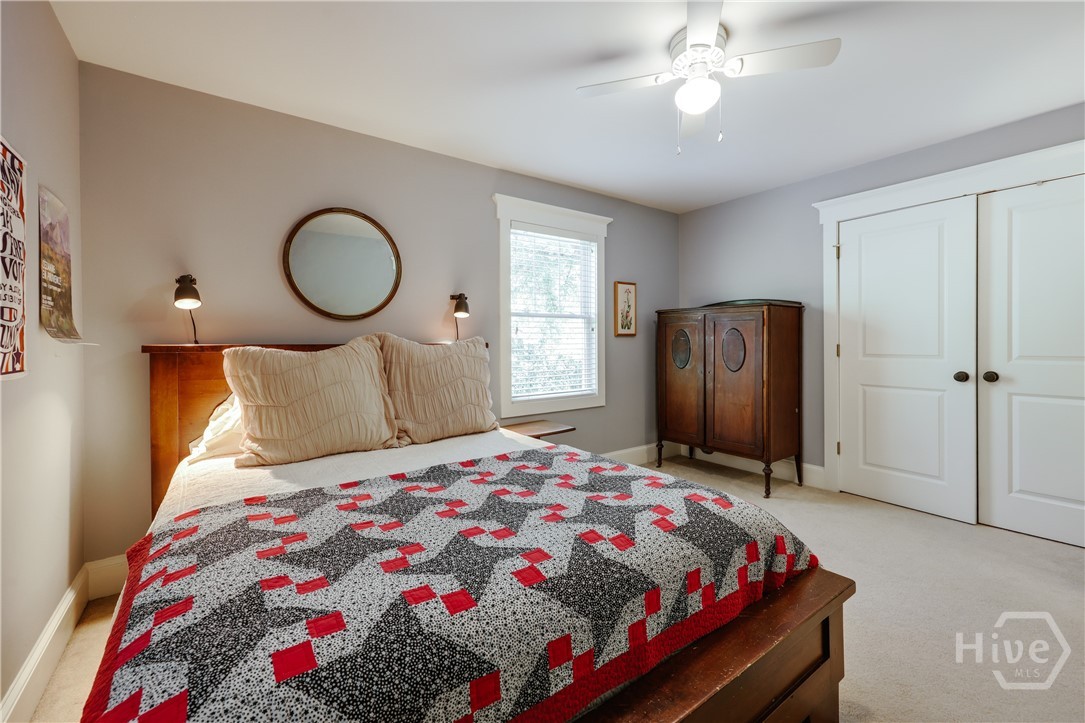 100 Crestview Circle