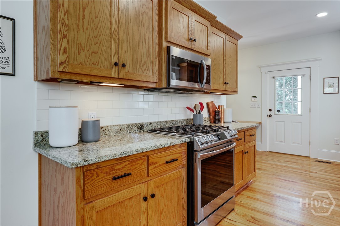 100 Crestview Circle