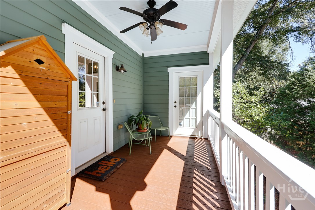 100 Crestview Circle