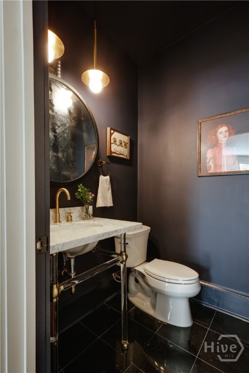 100 Crestview Circle