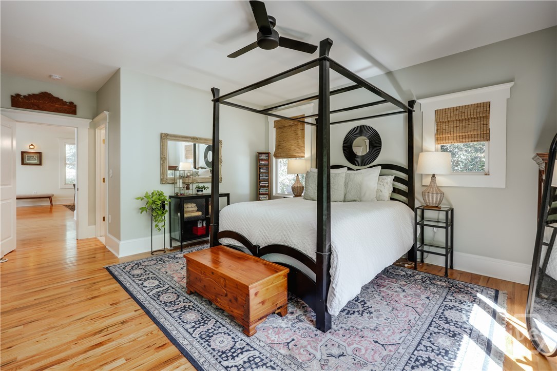 100 Crestview Circle