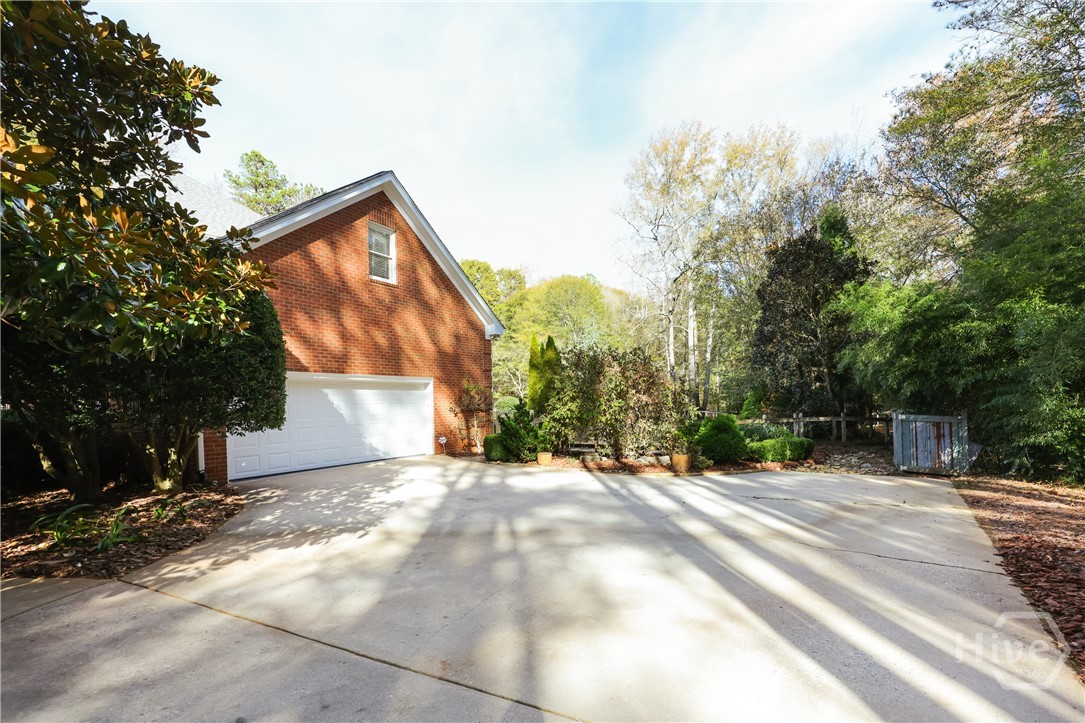 150 Walton Creek Road