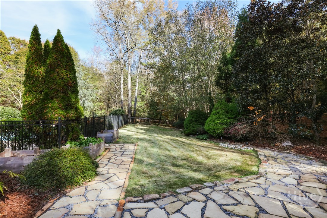 150 Walton Creek Road