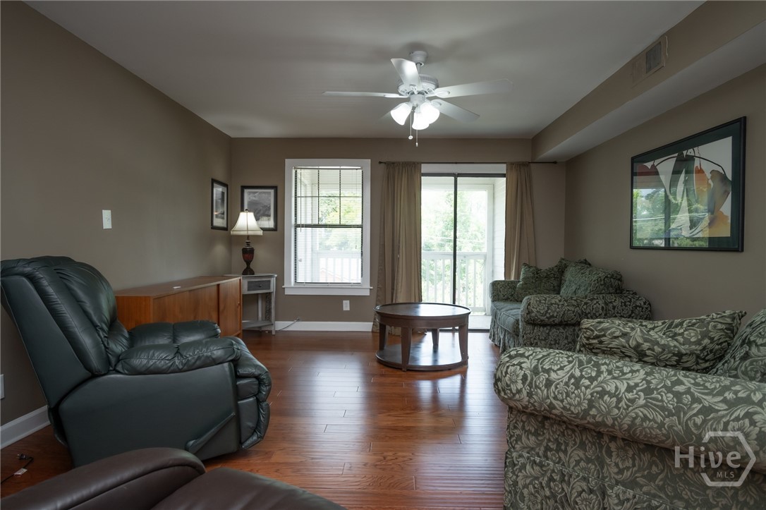 290 Appleby Drive 266