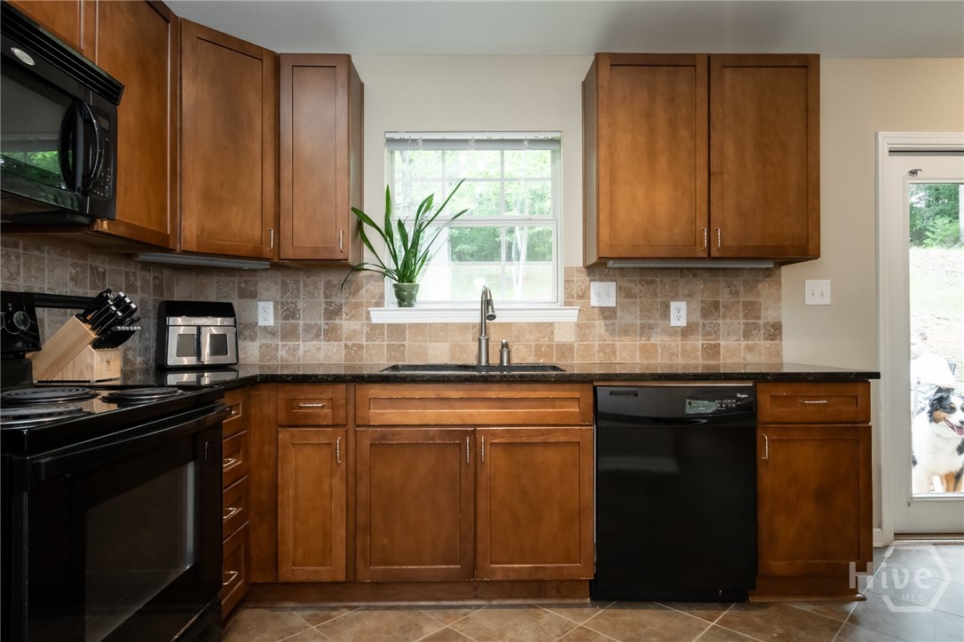 280 Twin Creek Shores