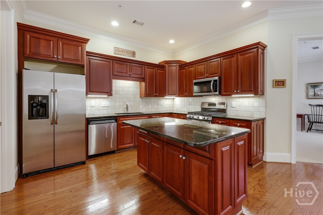 100 Ansonborough Lane 407