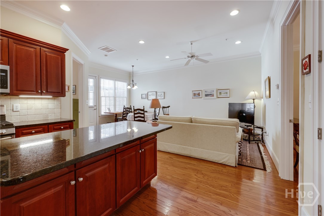 100 Ansonborough Lane 407