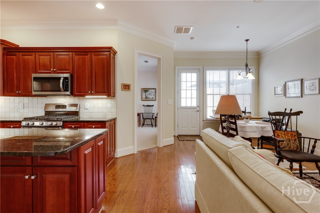 100 Ansonborough Lane 407