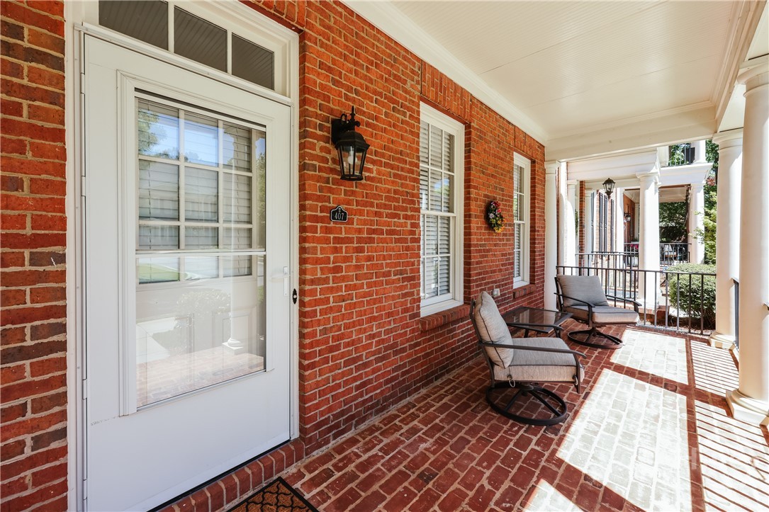 100 Ansonborough Lane 407