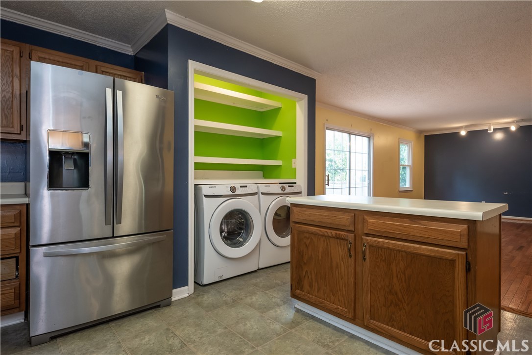 1500 Windy Creek Drive