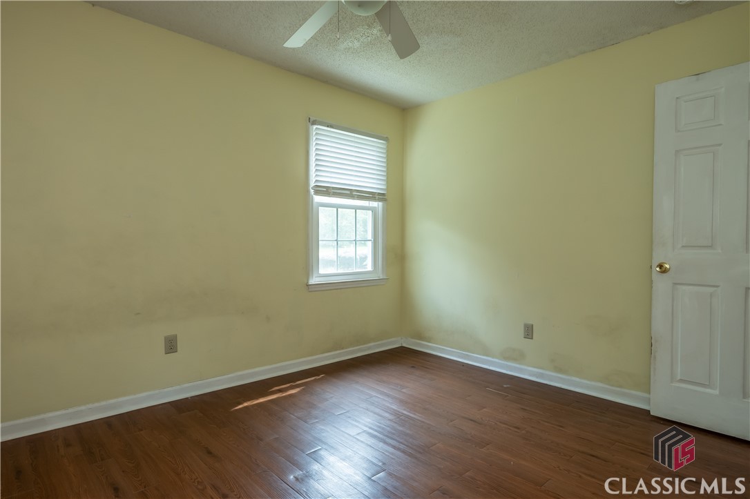 1500 Windy Creek Drive