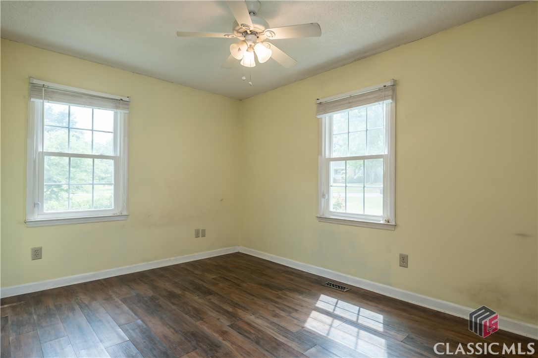 1500 Windy Creek Drive