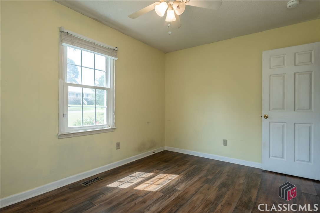 1500 Windy Creek Drive