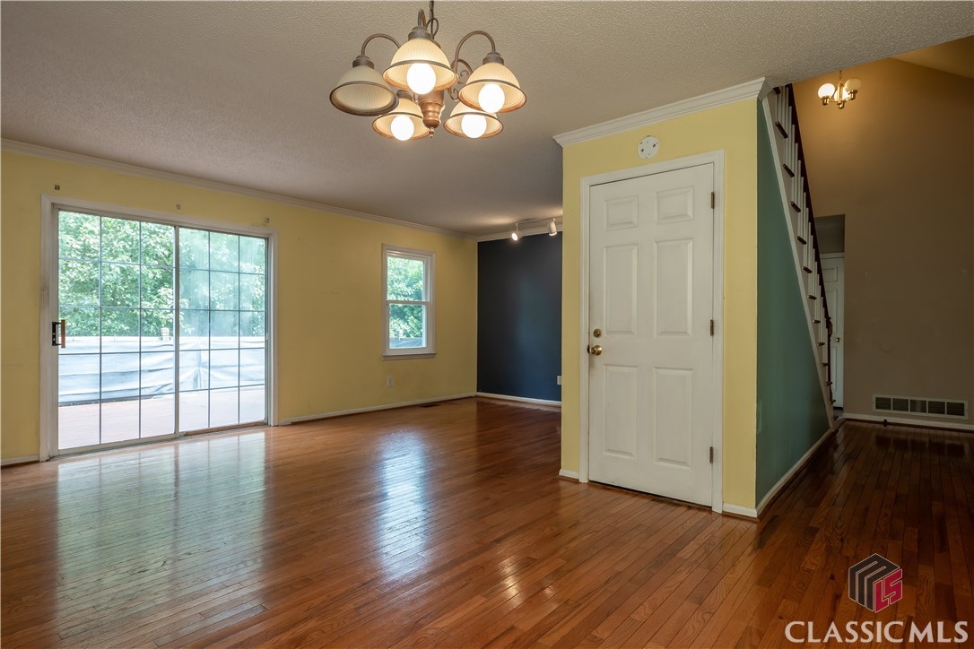 1500 Windy Creek Drive