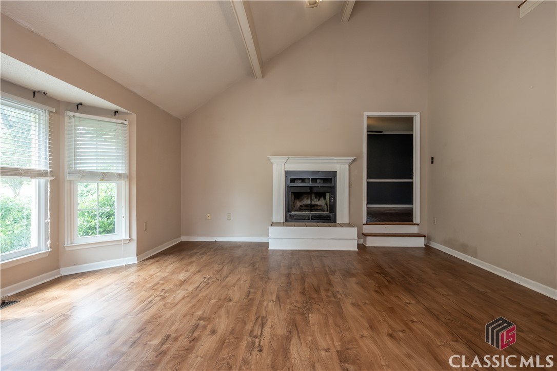 1500 Windy Creek Drive