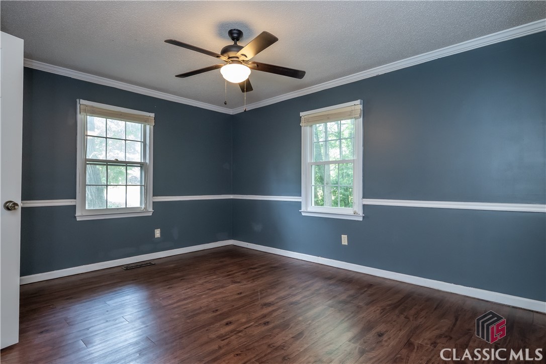 1500 Windy Creek Drive