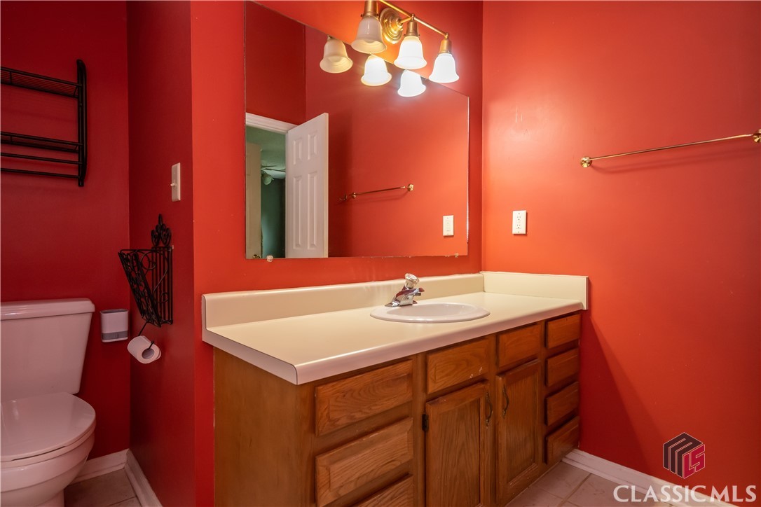 1500 Windy Creek Drive