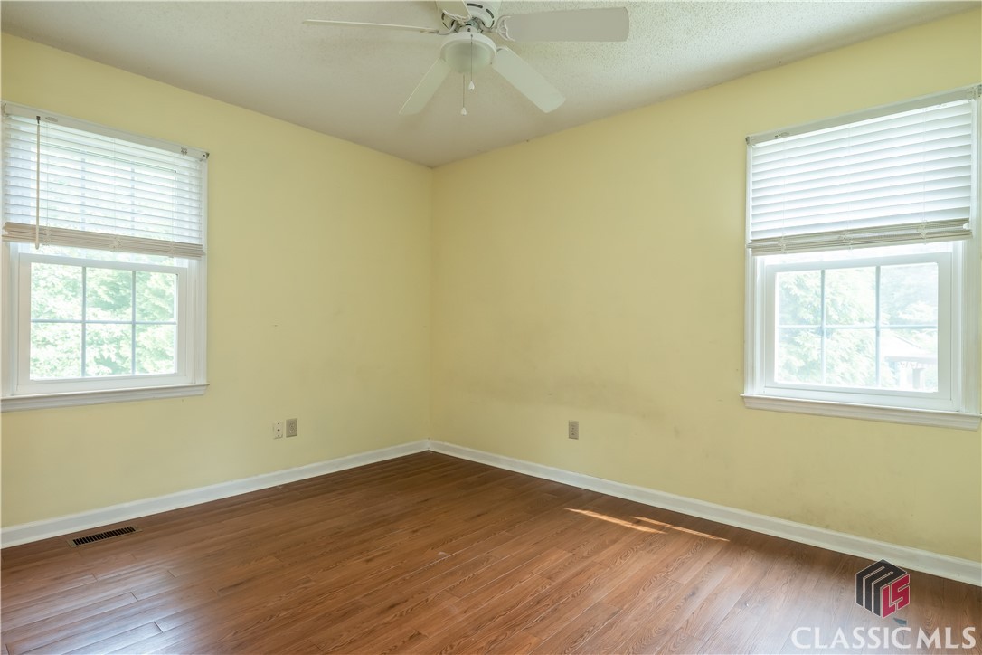 1500 Windy Creek Drive