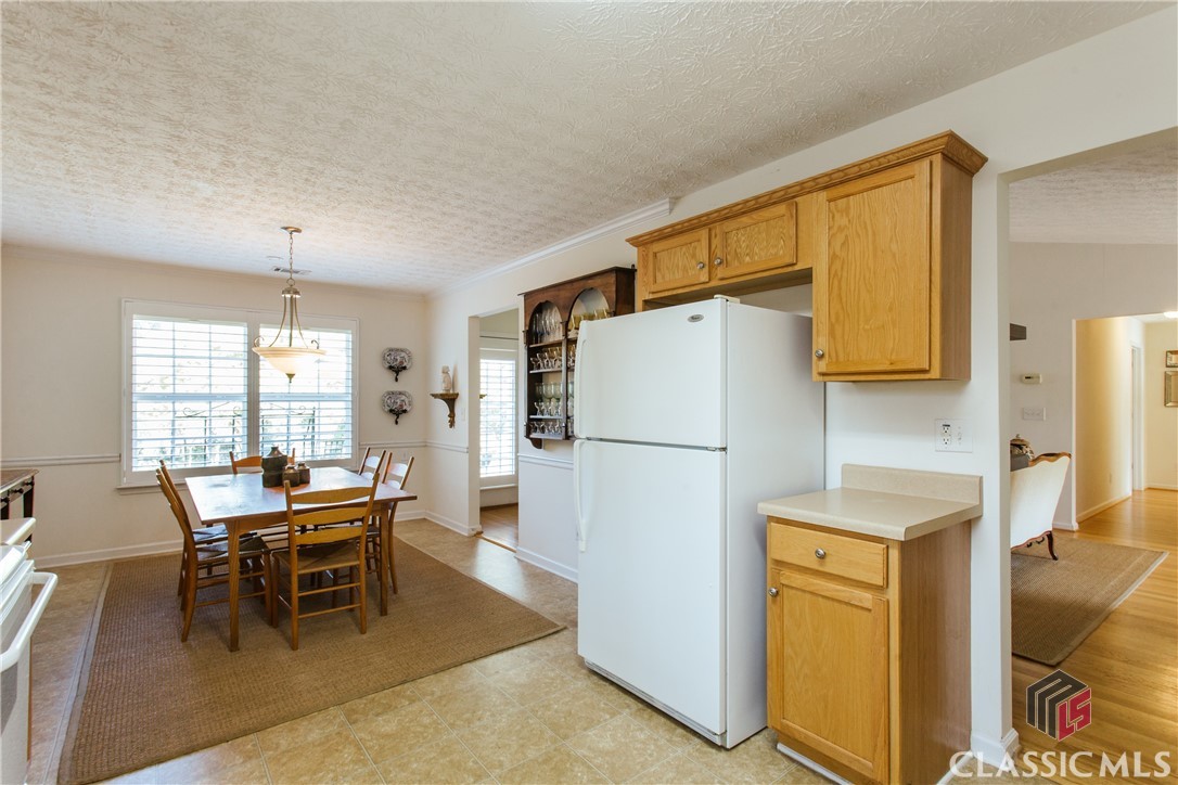 1052 Octavia Court