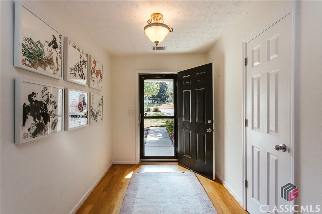 1052 Octavia Court