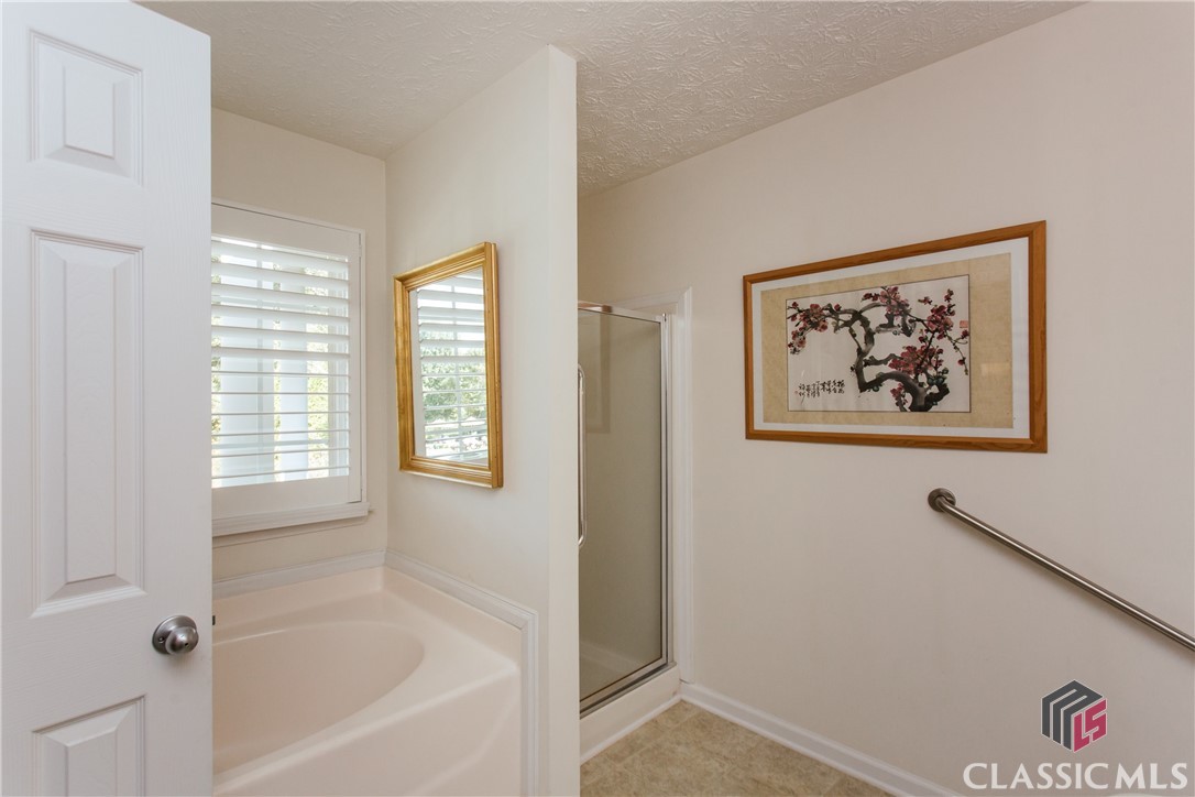 1052 Octavia Court
