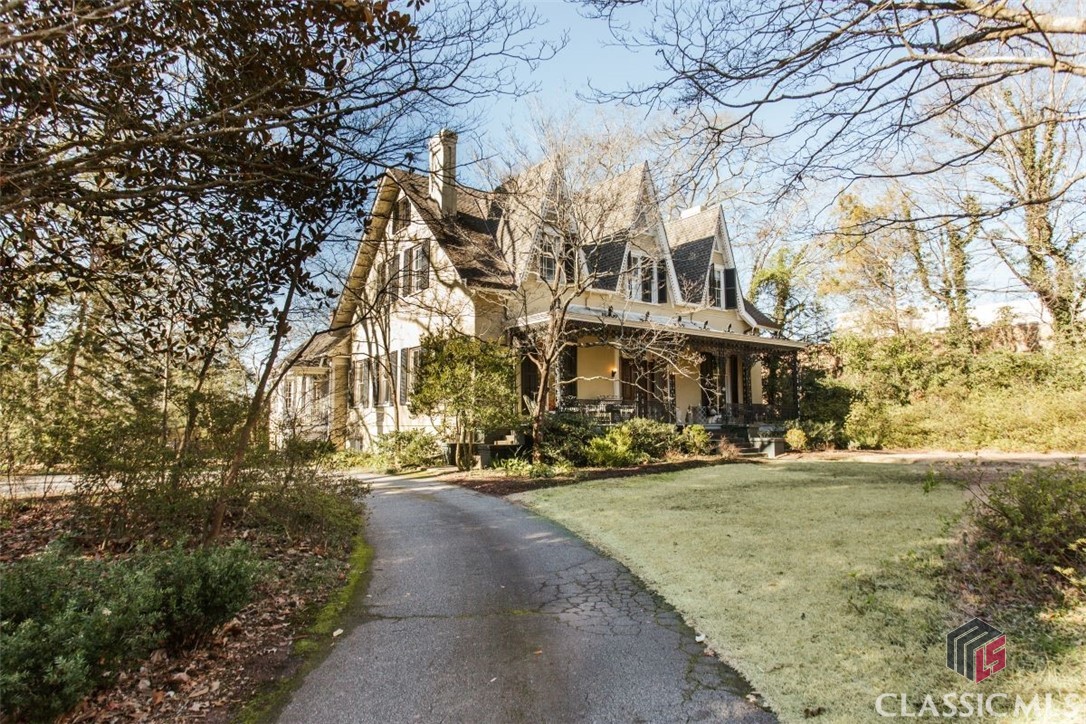 749 Cobb Street