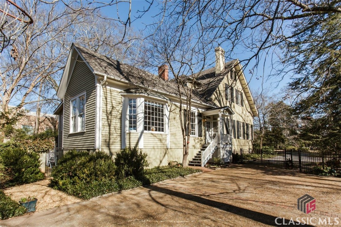 749 Cobb Street