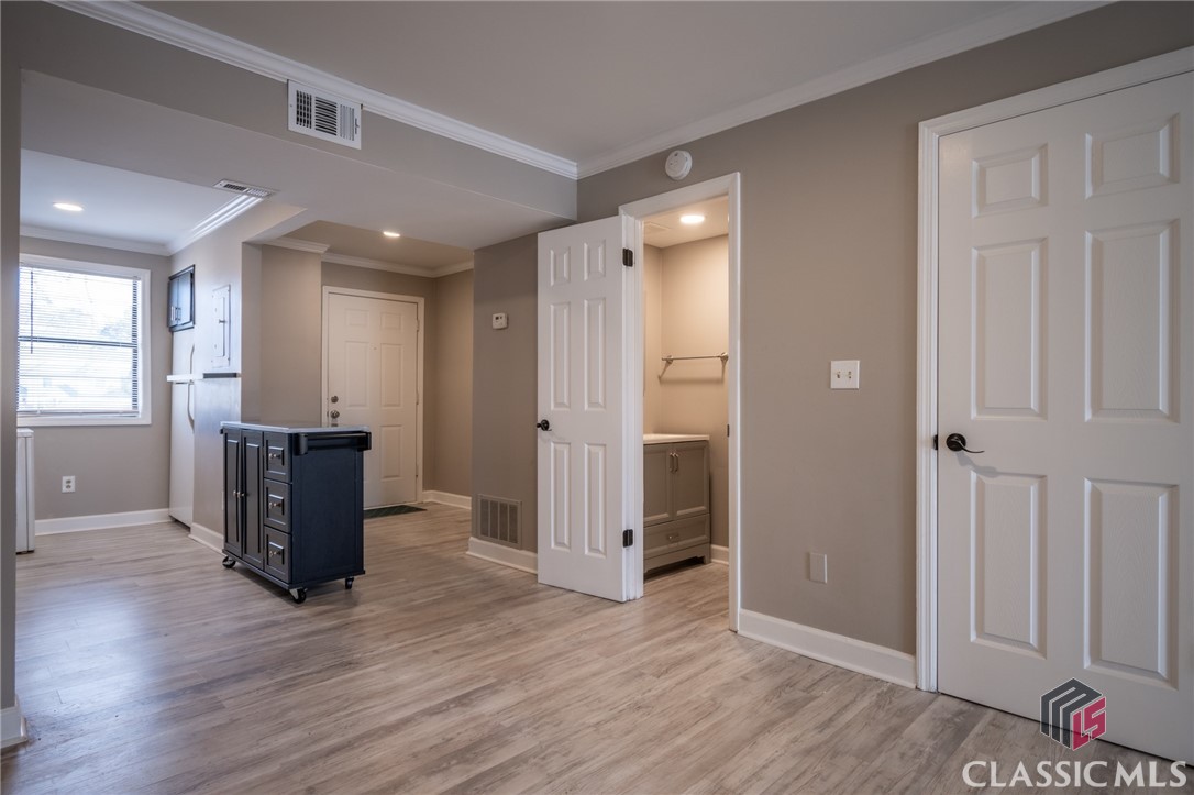 290 Appleby Drive Unit: 254