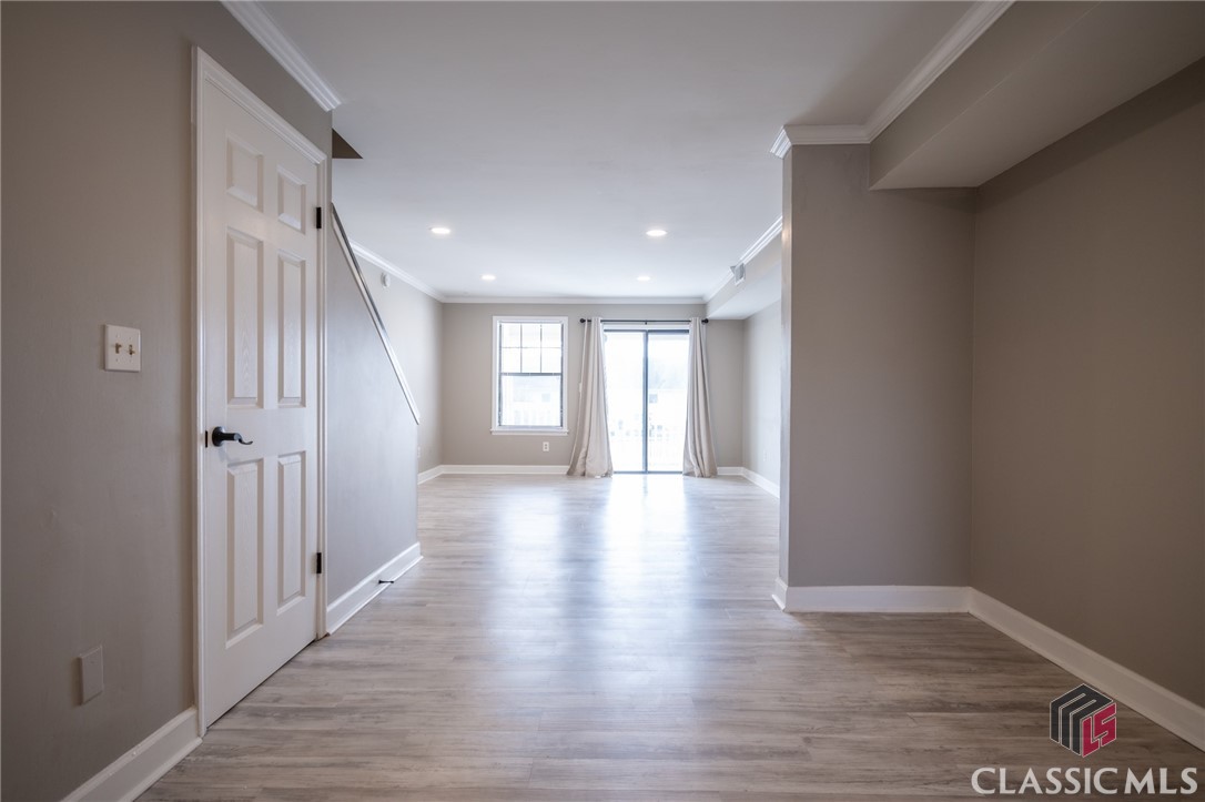 290 Appleby Drive Unit: 254