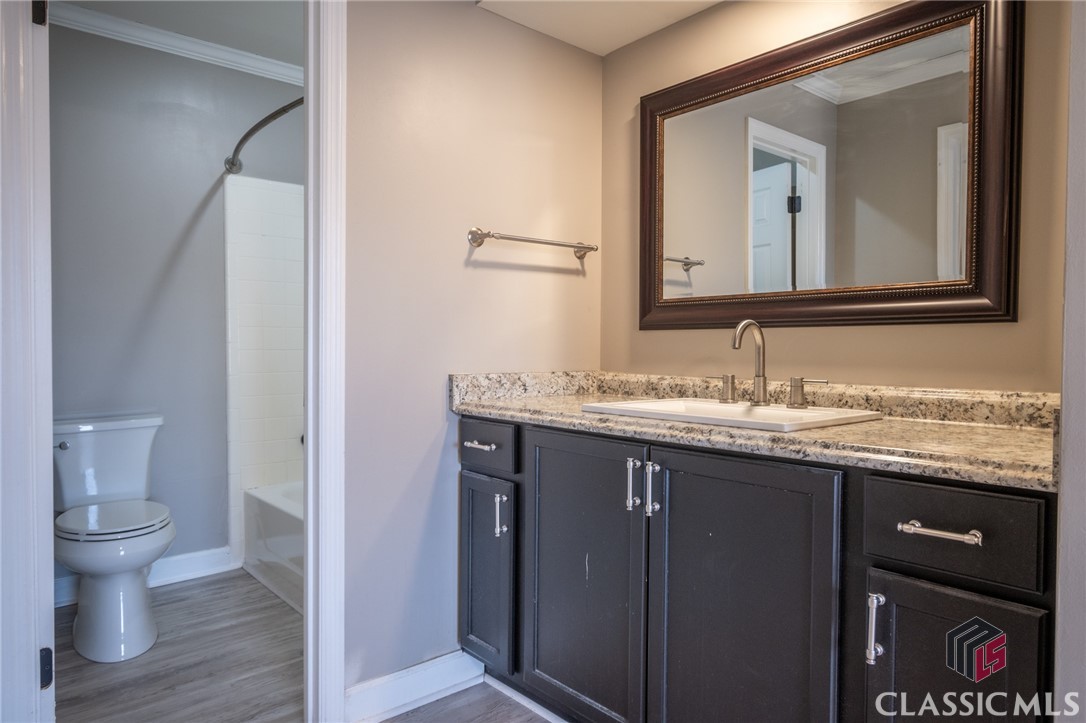 290 Appleby Drive Unit: 254