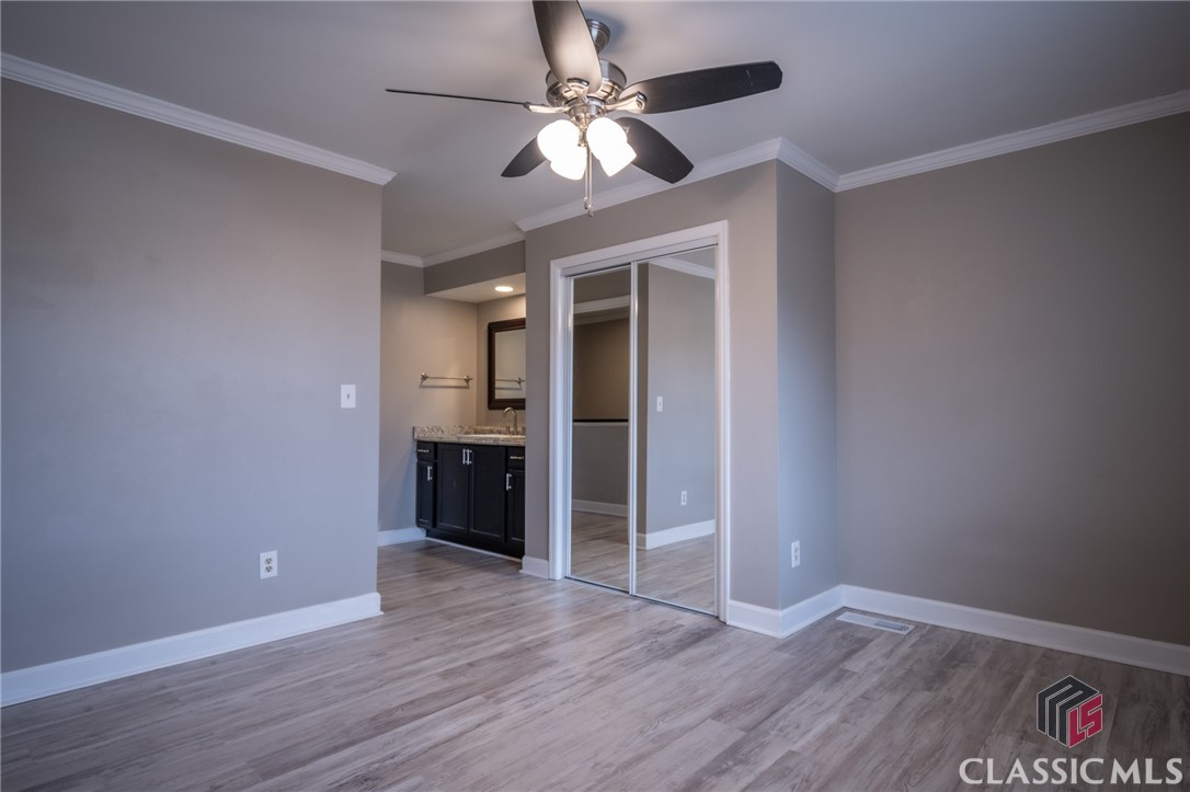 290 Appleby Drive Unit: 254