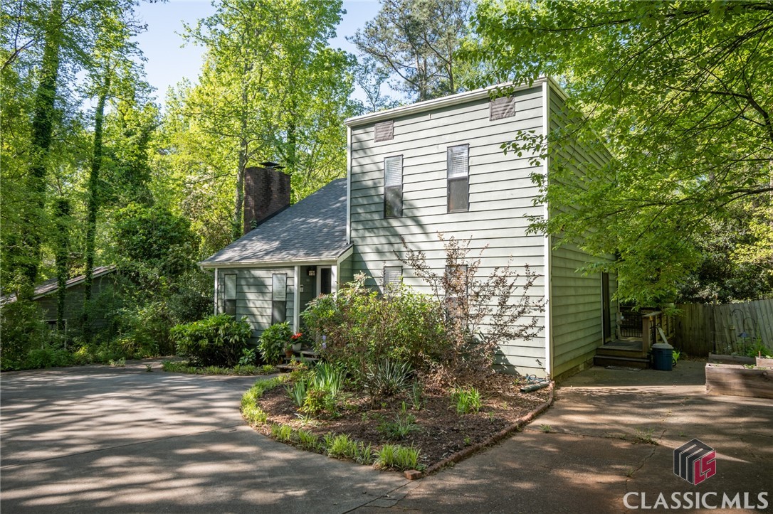 220 Ansley Drive