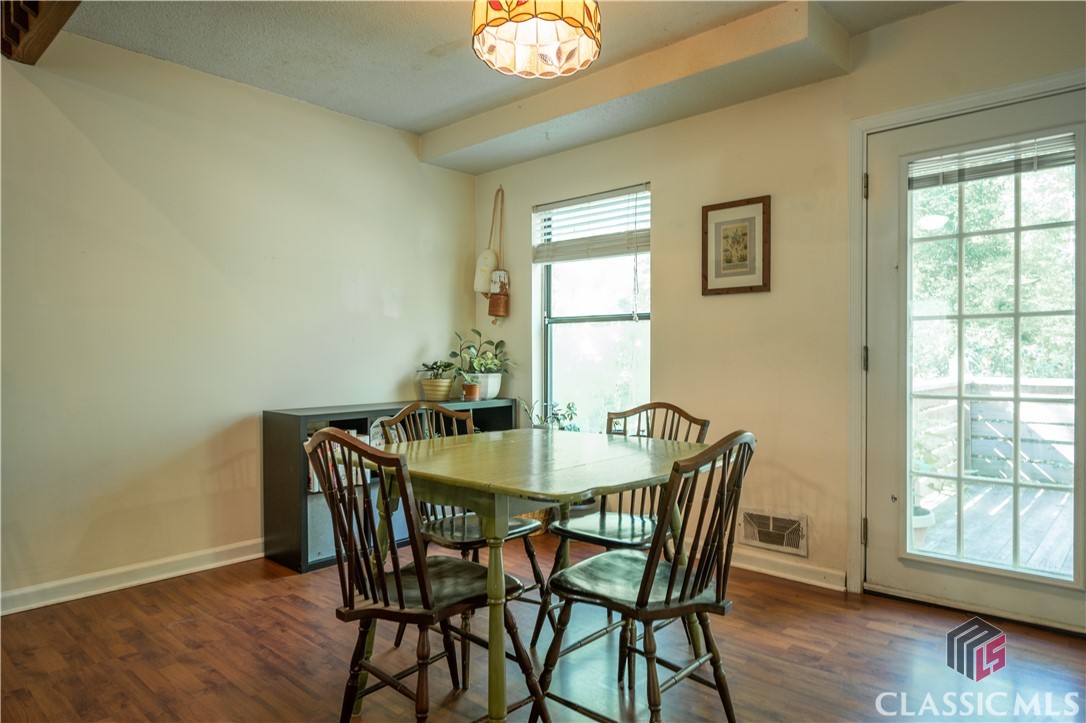 220 Ansley Drive