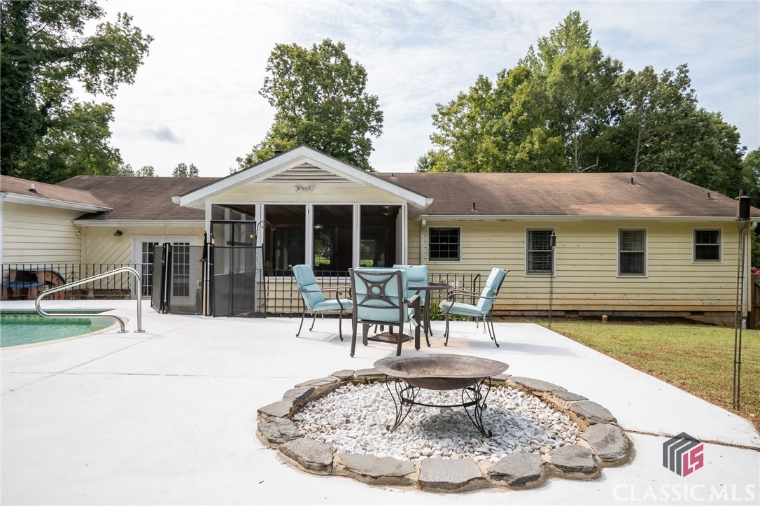165 Fairlane Drive