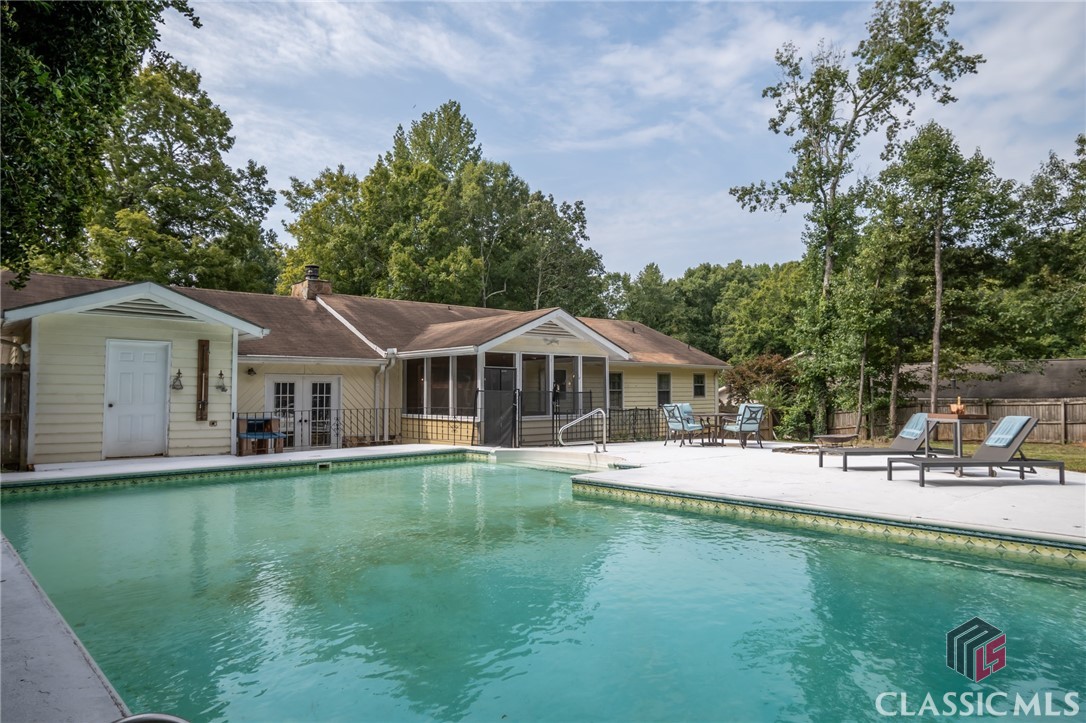 165 Fairlane Drive